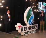 <i>La empresa cervecera Heineken compró en US$3.250 millones el negocio de alimentos, venta al detalle y bebidas de la costarricense Fifco, su operación en Centroamérica y su participación en otras compañías de la región. Foto de archivo</i>