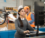 <i>El conflicto en Irán está aumentando aún más el riesgo para las corporaciones no financieras latinoamericanas, según Fitch Ratings. Foto de iStock</i>