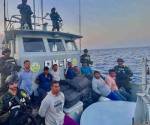 Marina de El Salvador decomisa tonelada y media de cocaína