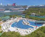 <i>El crecimiento turístico plantea también el desafío de proteger los ecosistemas que constituyen uno de los principales atractivos de Roatán. EFE/ Carnival Cruise Line </i>