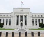 Anteriormente, los funcionarios de la Fed anticiparon recortes de tasas a lo largo del año. Pero el plan de Trump de imponer aranceles a casi todos los socios comerciales de Estados Unidos ha alterado ese panorama. Foto de iStock