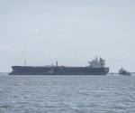 <i>Las dificultades de tránsito por puntos clave como el estrecho de Ormuz y el mar Rojo ha afectado a la capacidad de exportación de los países. Foto de EFE</i>