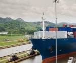 <i>El Canal de Panamá, de 82 kilómetros que une el Atlántico y el Pacífico, es el único de agua dulce en el mundo. Foto de EFE</i>
