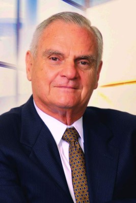 ver las oportunidades de negocio con miras a largo plazo