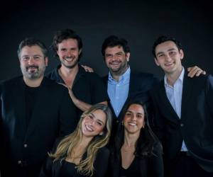 Christian Quiñonez Sol, Managing Partner de Innogen Capital (izquierda de la foto), juntoal equipo de la compañía. En la regoón existen talentos, mercados e infraestructura institucional, aseguran. (Foto: Cortesía)