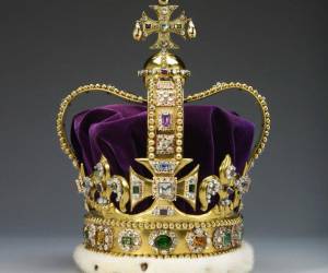 La espectacular corona de San Eduardo que será usada solo una vez por Carlos III