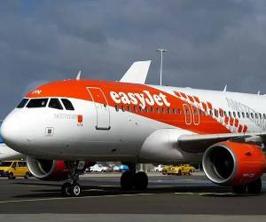 EasyJet, con sede en el aeropuerto londinense de Luton, opera como aerolínea europea. (Foto: EFE)