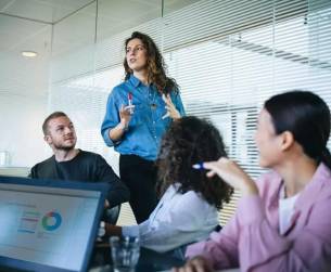 <i>Uno de los principales errores de quienes comienzan a ejercer como mentores, según Giraud, es intentar demostrar cuánto saben. Foto de iStock</i>