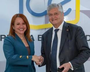 <i>El Instituto Costarricense de Electricidad (ICE), el BEI y la AFD suscribieron una cooperación de financiamiento por US$300 millones. Foto de cortesía</i>
