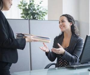 <i>Muchas empresas priorizan habilidades y potencial por encima de la experiencia laboral tradicional. Foto de iStock</i>