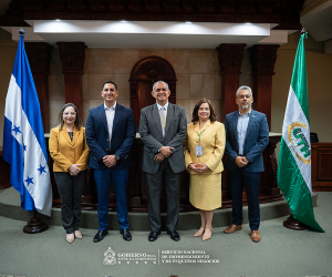 <i>Como parte del acuerdo, SENPRENDE ampliará el acceso a herramientas de fortalecimiento empresarial dirigidas a emprendedores y mipymes en distintas etapas de desarrollo. Foto de cortesía</i>