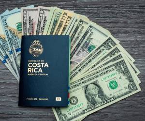 El pasaporte de Costa Rica encabeza el poderío económico de la región, al instalarse en el primer puesto regional y el 57 a escala mundial. (Foto: Shutterstock)