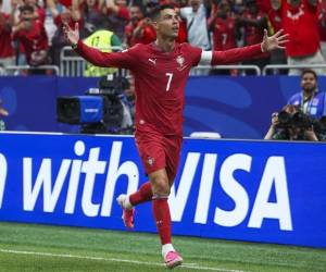 <i>Cristiano Ronaldo, de Portugal, celebra un gol contra Uzbekistán durante el partido de fútbol del Grupo K de la Copa Mundial de la FIFA 2026, disputado en el Estadio de Houston, Texas, EE. UU., el 23 de junio de 2026. (Mundial de Fútbol) EFE/EPA/MIGUEL A. LOPES</i>