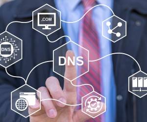La recomendación de ICANN para empresas, gobiernos y operadores de infraestructura es: revisar con anticipación que los sistemas estén actualizados para que la transición ocurra de forma transparente y sin interrupciones. (Foto: Shutterstock)