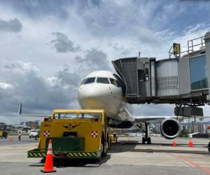 Migración de Guatemala impondrá multa de US$3.000 a aerolíneas por cada pasajero que incumpla requisitos de ingreso al país