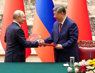 Loa medios oficiales chinos han aprovechado para presentar a Pekín como un epicentro de la diplomacia mundial. (Foto: EFE)