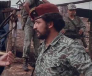 Imagen de Otto Pérez Molina, en Nebaj, Quiche. (Foto captura: documental 'Titular de hoy: Guatemala')