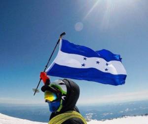 El 23 de febrero de este año Ronald Quintero coronó la montaña Aconcagua. Foto: crédito Ronald Quintero