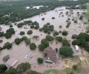 <i>Fotografía cedida por la Guardia Costera de los Estados Unidos que muestra una inundación en el área de Kerrville, Texas (EE.UU.). EFE/Guardia Costera de los Estados Unidos</i>