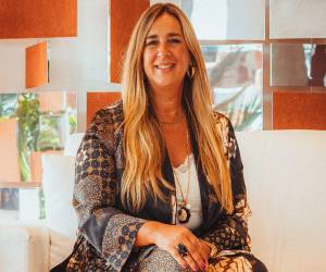 Gisel Espinosa, Vicepresidenta de Recursos Humanos de Adium.