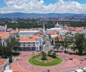 <i>Ciudad Cayalá cuenta con cerca de 3.000 viviendas, alrededor de 12.000 personas viven en ella, pero al mismo tiempo llegan más de 4.000 personas todos los días a trabajar, según su CEO. FOTO CORTESÍA / E&amp;N</i>