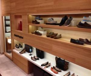 Tienda Hush Puppies en San Salvador, El Salvador. Foto: Cortesía