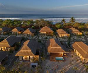 <i>Desde una perspectiva social y económica, el hotel es un generador de empleo directo e indirecto para comunidades de Playa Hermosa, Jacó y zonas cercanas, tanto en su fase de preparación como actualmente es su operación. Foto de cortesía</i>