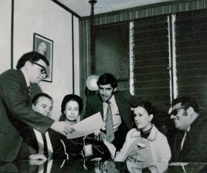 Primera Junta Directiva de la II Época. De izquierda a derecha: Álvaro Castro Harrigan, Miguel Ángel Salas Hernández, Nora Centeno Güel, Jorge Salas Bonilla, Vilma Montero Garita y Víctor Ml. Bruno Ramírez.