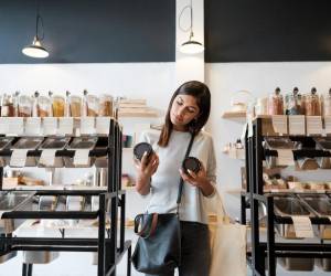 <i>El universo de los suplementos alimenticios y productos de nutrición atraviesa una etapa de expansión marcada por cambios claros en las prioridades del consumidor. Foto de aldomurillo / Getty Images</i>