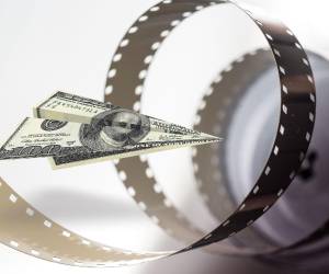 <i>Y es que anoche el presidente Trump sacudió de nuevo el tablero al anunciar un 100 % de aranceles sobre las producciones cinematográficas extranjeras con efectos inmediatos por suponer una amenaza a la seguridad nacional, sin que quede claro cómo se aplicará esto al potente sector de contenidos en 'streaming'. FOTO E&amp;N</i>