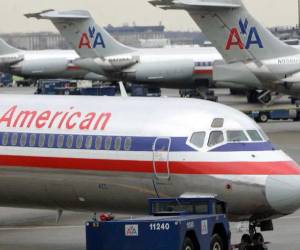 Juez rechaza intento de restringir acuerdos con American Airlines y JetBlue
