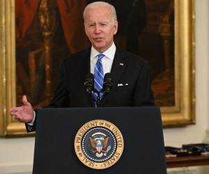 Ese mismo día Biden calificó al fallo de la Corte Suprema como un “trágico error” y anunció medidas regulatorias sobre el acceso a las píldoras abortivas