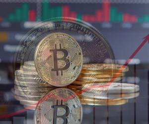 Nuevo hito: Bitcoin supera los US$118.00 y sube un 26 % anual