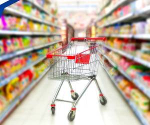 <i>En Supermercados, Super Selectos emerge como la primera mención de los salvadoreños, con un TOM del 72%.</i>