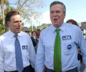 Romney y Bush probablemente deberán enfrentar a Hillary Clinton. (Foto: Archivo)