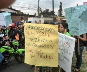 Los campesinos han vuelto a salir hoy a la calle, en su lucha contra la corrupción que asola el país. (Foto: Prensa Libre).