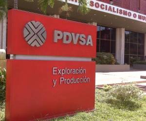 El pago de estos intereses se registra en momentos en que los papeles de la deuda venezolana sufren caídas debido al panorama económico de alta inflación, o el déficit fiscal que supera los 10 puntos del PIB, entre otros. (Foto: Archivo).