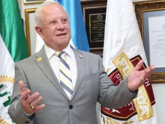 Roger D. Valladares Empresario, fundador y presidente de UTH.