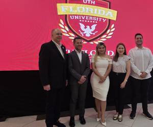 UTH Florida University fortalece su compromiso con la educación superior para hispanos