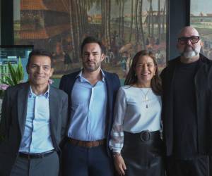De izquierda a derecha; Antonio Pérez, Gerente de Multifondos SFI; Luis Diego Carvajal, gerente general de Core; Cristina Masis, gerente general de Mercado de Valores de Costa Rica y Judko Ronsestock, presidente de Core Development Group.