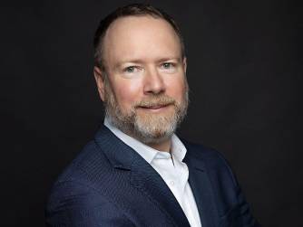 Allan Deware: La confianza es el puente hacia relaciones sólidas y duraderas