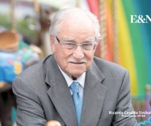 <i>Velia Jaramillo, editora general de Revista E&amp;N, entrevistó a Ricardo Castillo Sinibaldi en las instalaciones del Parque Mundo Petapa, en Ciudad de Guatemala, Guatemala. FOTO JOSÉ CARLOS FLORES. </i>
