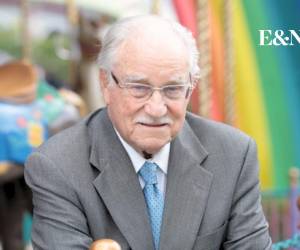 Mister Felicidad: Ricardo Castillo Sinibaldi