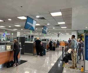 El día de mayor visitación a Guanacaste Aeropuerto fue el sábado 30 de marzo con la llegada y salida de 11.603 pasajeros. Foto: E&amp;N