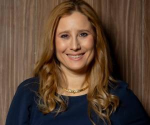 <i>Obtuvo una maestría en Cambio y Desarrollo Organizacional Positivo en Case Western Reserve University. Además, cuenta con certificaciones de Cornell y Brown en Bienestar y Liderazgo.</i>