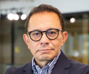 Ha sido Socio Director de Auditoría de EY durante más de 20 años, liderando con visión y determinación la práctica en la región. FOTO Cortesía / E&amp;N