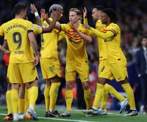 El FC Barcelona se proclama campeón liguero tras golear al Espanyol