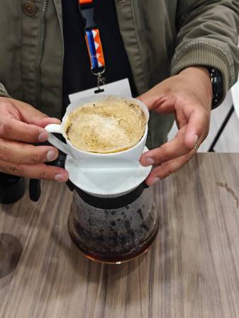 <i>Por primera vez, el World of Coffee llegó a América Latina y recibió a la principal competencia mundial de baristas. Expertos de diferentes países demostraron su técnica, conocimiento, creatividad y dominio de la preparación del café ante jueces y profesionales de la industria. (Foto: P. Balcáceres / E&amp;N)</i>
