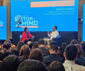 Diego Alonzo, director de marketing de Cervecería Ambev Guatemala, conversa con Alejandra Ordóñez, editora para Guatemala de Estrategia &amp; Negocios.