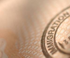 <i>Para hacer frente al volumen de peticiones, el Gobierno habilitará espacios más allá de las Oficinas de Extranjería para presentar la solicitud, además de la vía telemática. FOTO ARCHIVO E&amp;N</i>